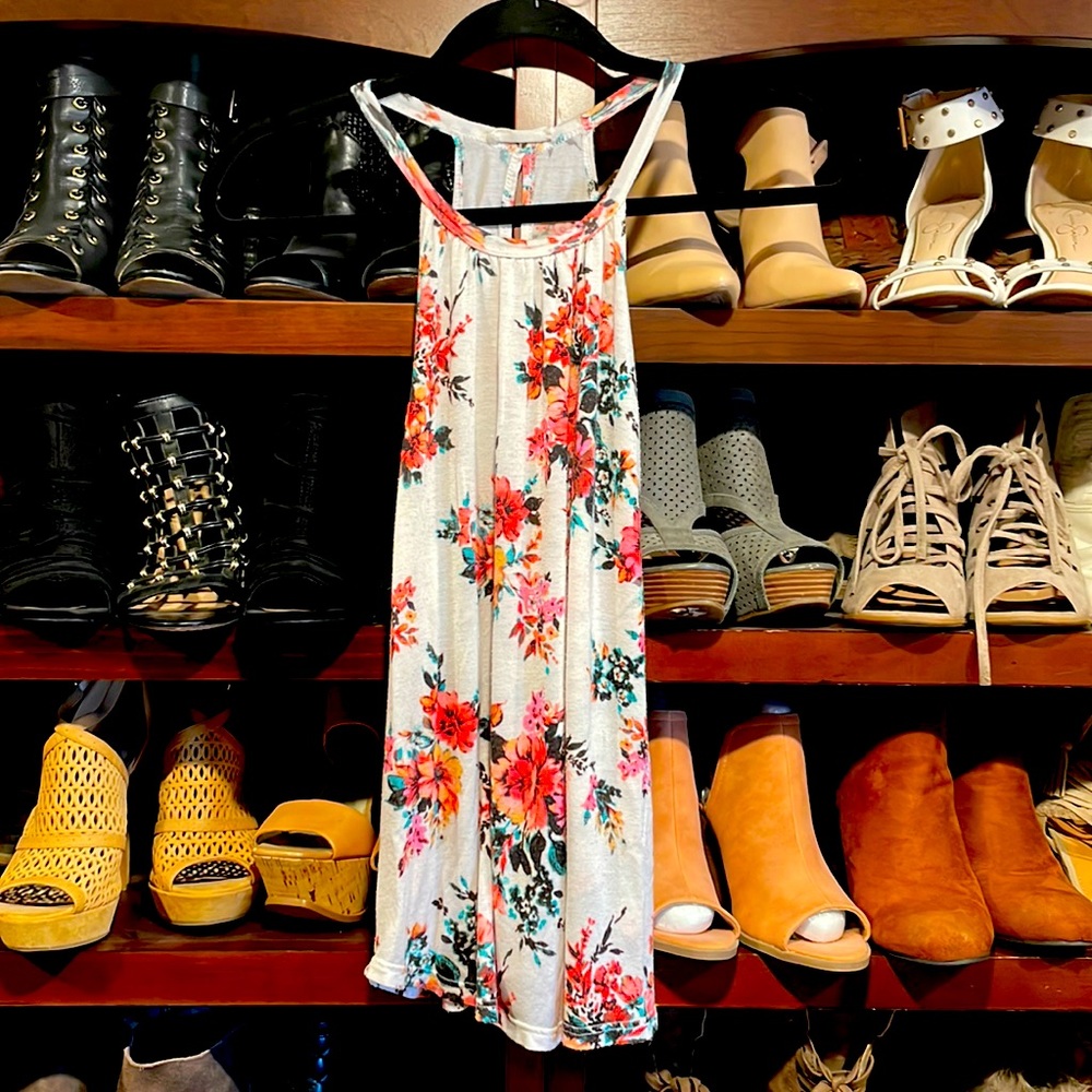 Mind Code. Size: small. Multi-colored flower halter